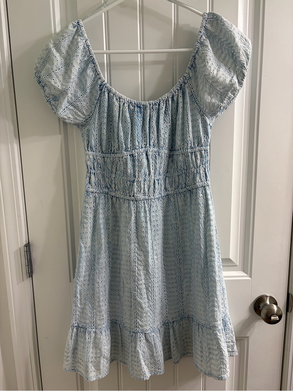 Sim & Sam Chambray Light Blue Eyelet Dress - Capped Puff Sleeve Mini Size M